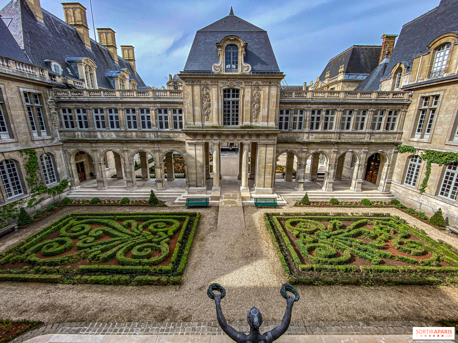646250 musee carnavalet renove et repense les photos