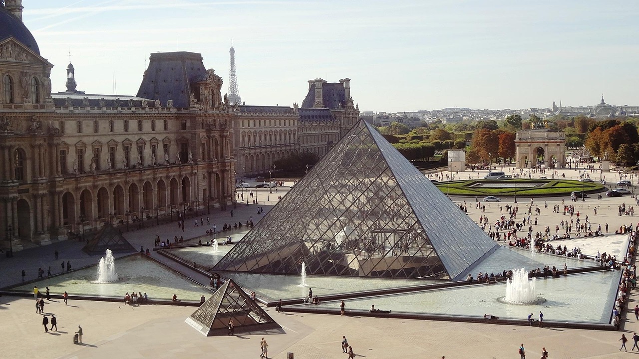pyramid, praise, paris, praise, praise, praise, praise, praise